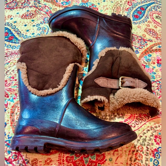 Dolce & Gabbana brown suede boots - Picture 3 of 12